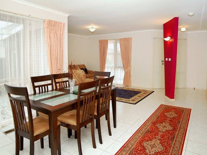 18 Maiden Court, Epping VIC 3076