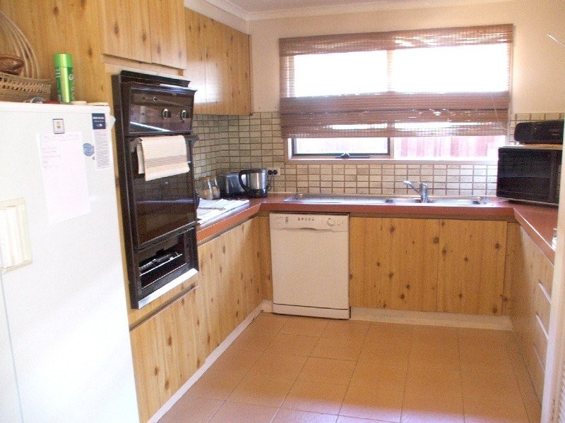 11 Bouverie Place, Epping VIC 3076