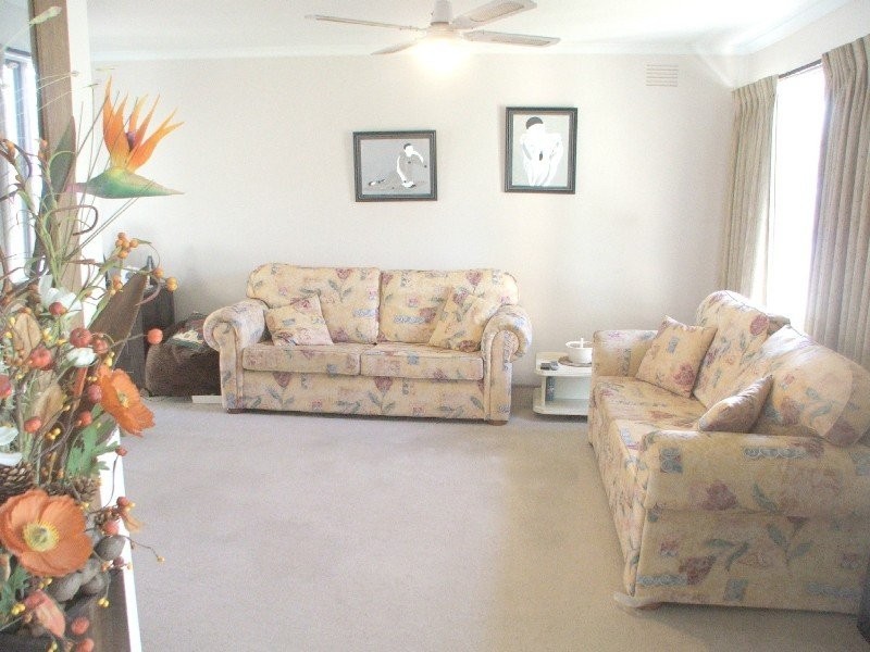 11 Bouverie Place, Epping VIC 3076