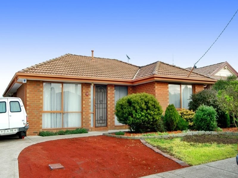11 Silverton Court, Craigieburn VIC 3064