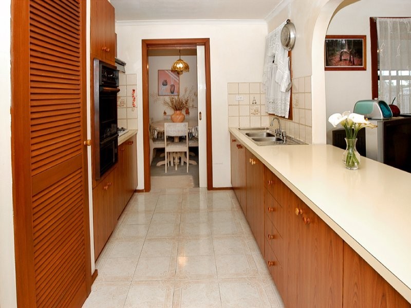 7 Whitfield Court, Mill Park VIC 3082