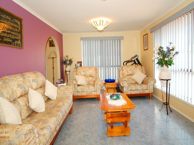 2 Gilbert Court, Lalor VIC 3075