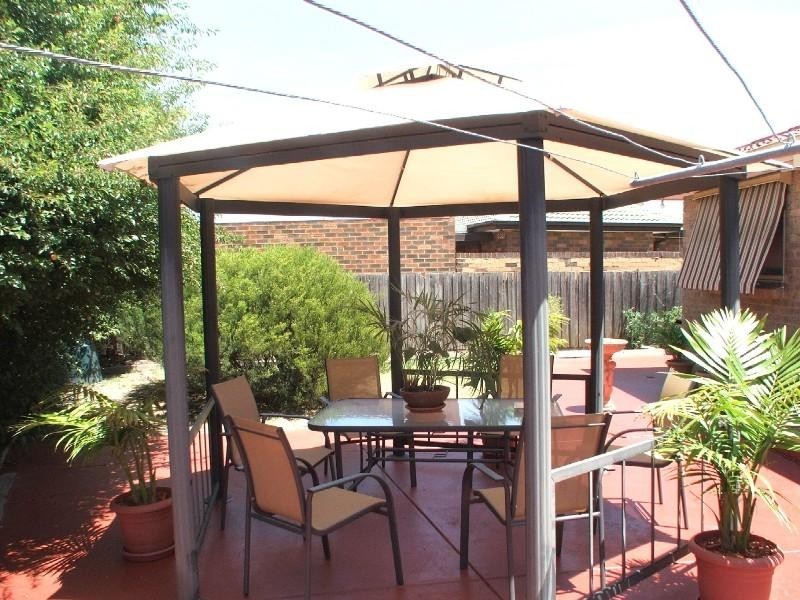 4 Maywood Drive, Epping VIC 3076