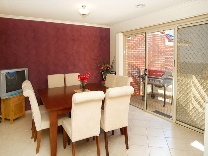 5 Sloan Street, South Morang VIC 3752