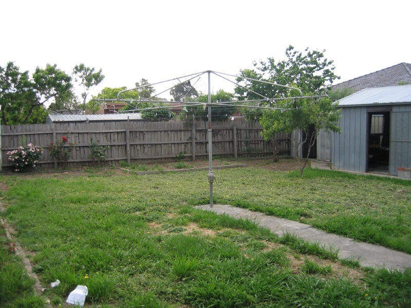 2 Lloyd Avenue, Epping VIC 3076