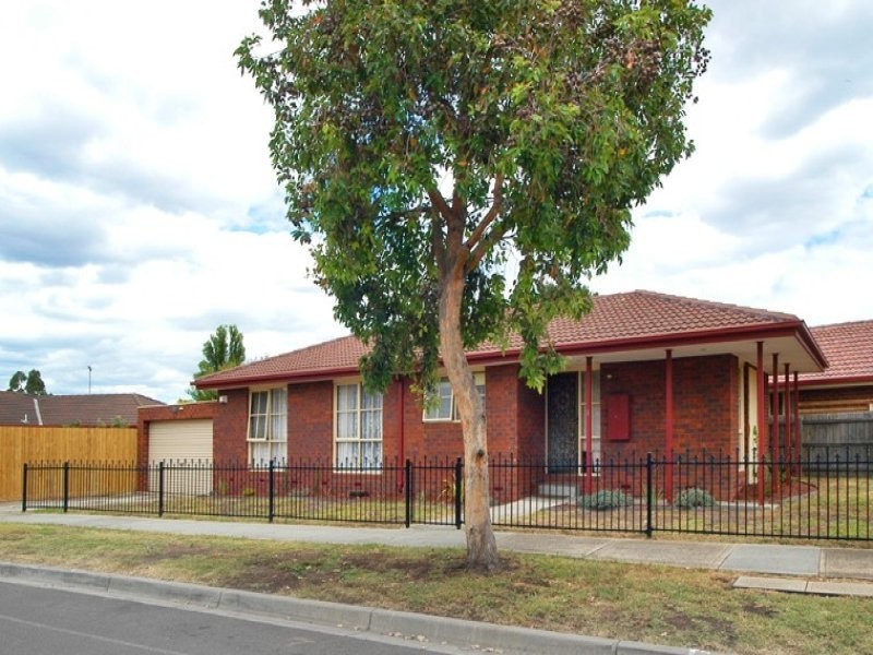 1 Radiata Court, Mill Park VIC 3082