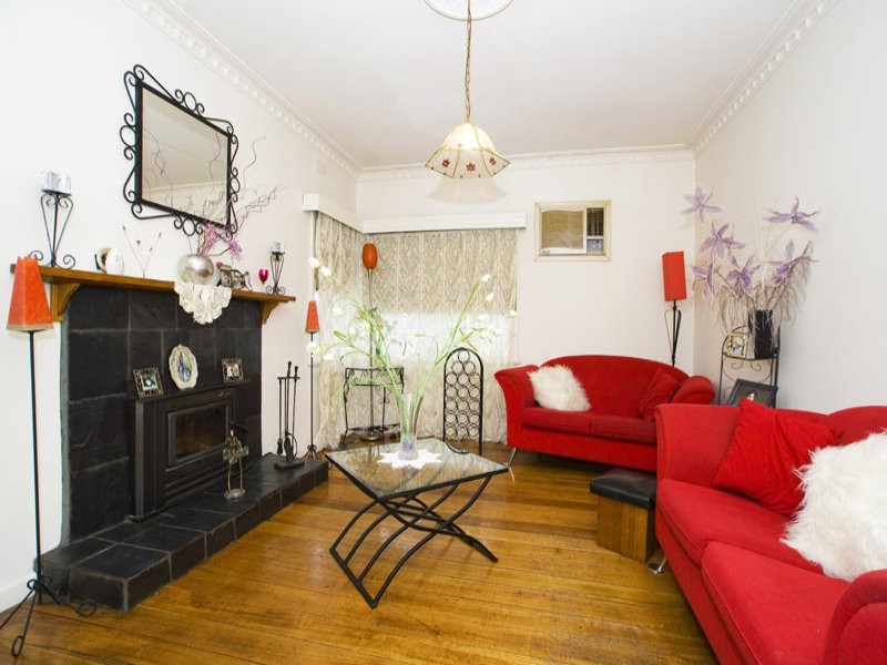 27 Travers Street, Thomastown VIC 3074