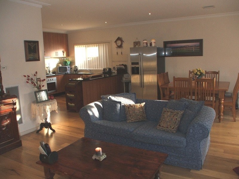 163 The Lakes Boulevard, South Morang VIC 3752