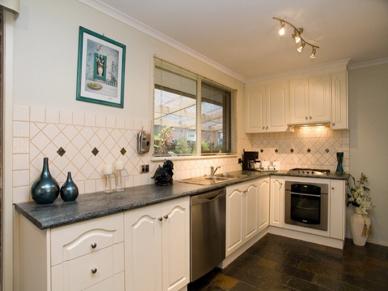 6 Old Plenty Road, South Morang VIC 3752