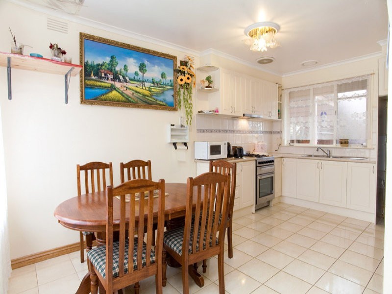 122 Messmate Street, Lalor VIC 3075