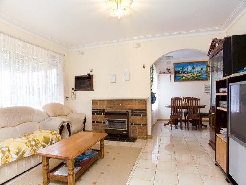 122 Messmate Street, Lalor VIC 3075