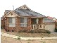 8 Alain Avenue, South Morang VIC 3752