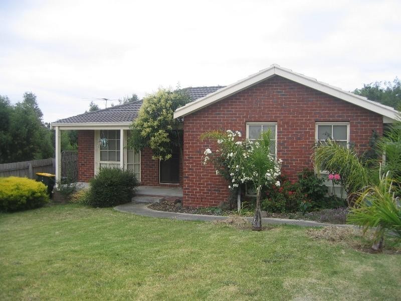 7 Moneghetti Way, Mill Park VIC 3082