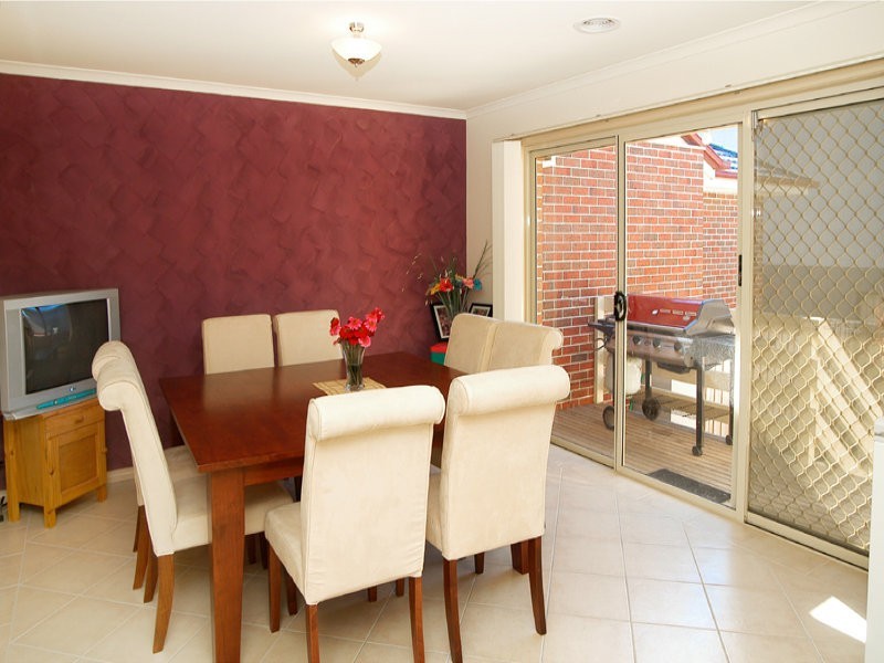 5 Sloan Street, South Morang VIC 3752