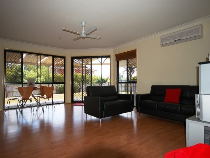 6 De Vito Place, Mcdowall QLD 4053