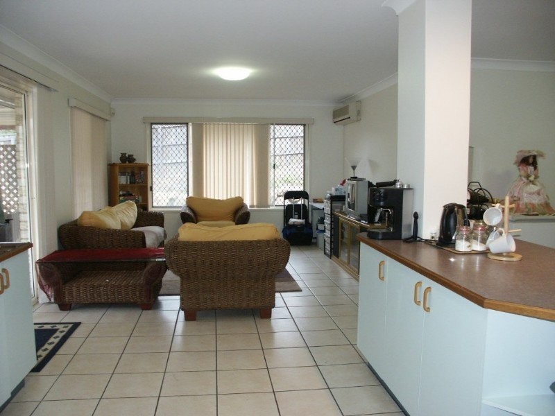 7 Arlington Drive, Arana Hills QLD 4054