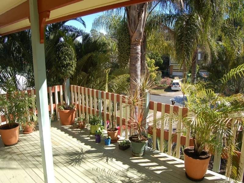 8 Wingara Grove, Ferny Hills QLD 4055