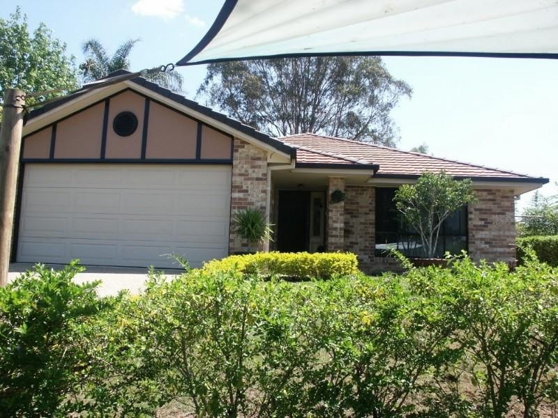 5 Woodash Court, Ferny Hills QLD 4055