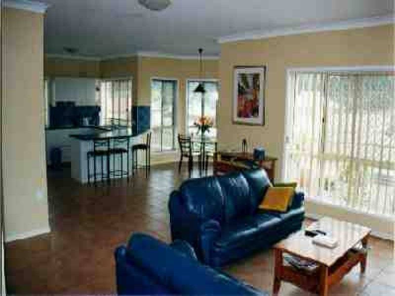 25 Bening Place, Mcdowall QLD 4053