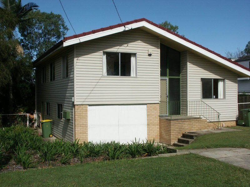 57 Illuta Avenue, Ferny Hills QLD 4055