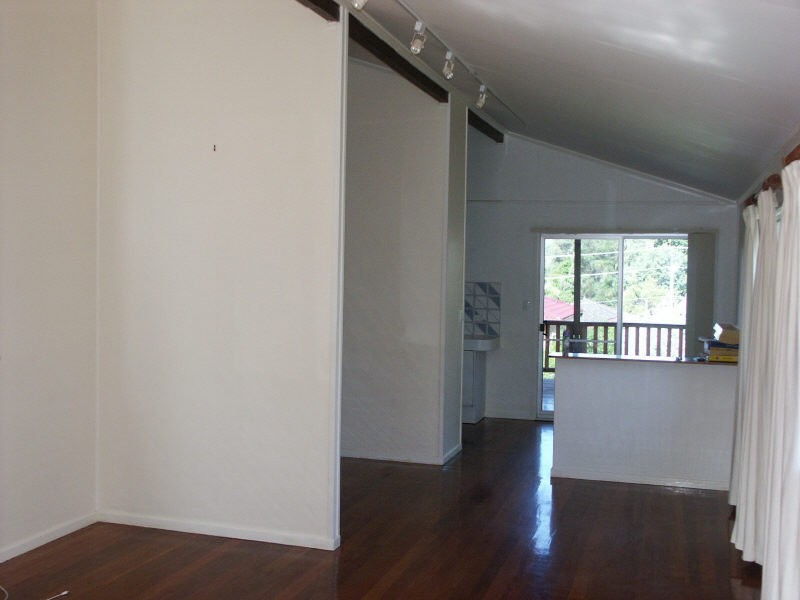 57 Illuta Avenue, Ferny Hills QLD 4055