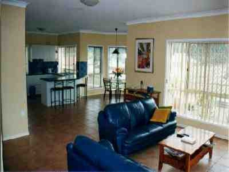 25 Bening Place, Mcdowall QLD 4053