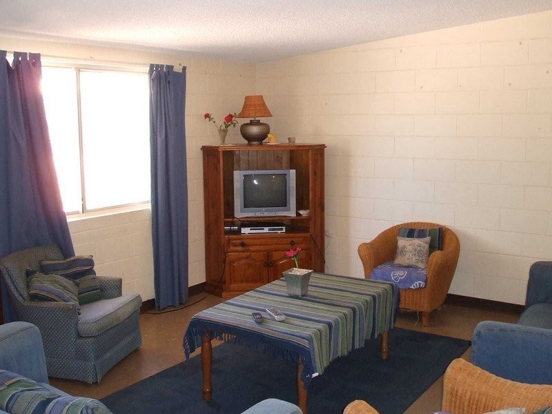 21 Maidstone Crescent, Exmouth WA 6707