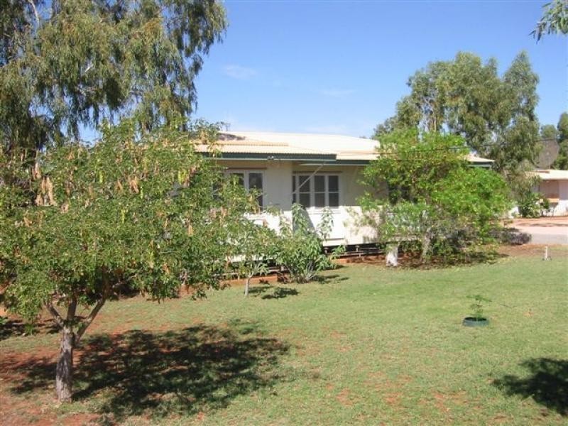 8 Lockwood Street, Exmouth WA 6707