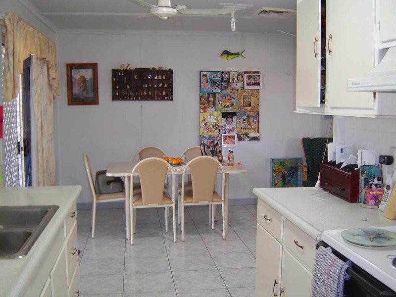 8 Farley Street, Exmouth WA 6707