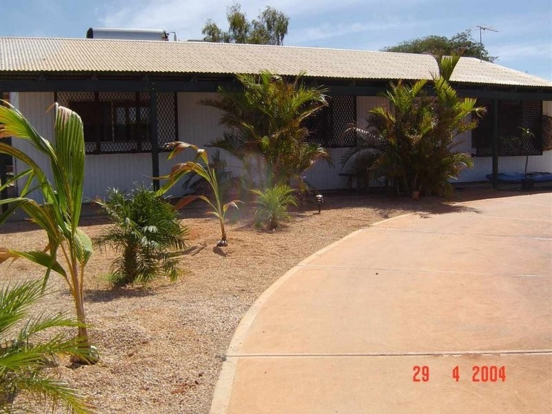 27 FITZHARDINGE STREET, Exmouth WA 6707