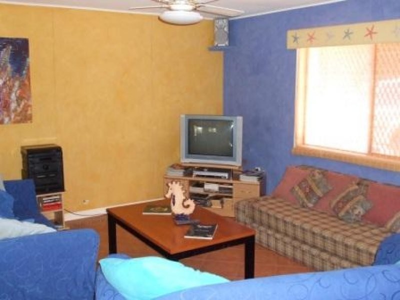 27 Fitzhardinge Street, Exmouth WA 6707