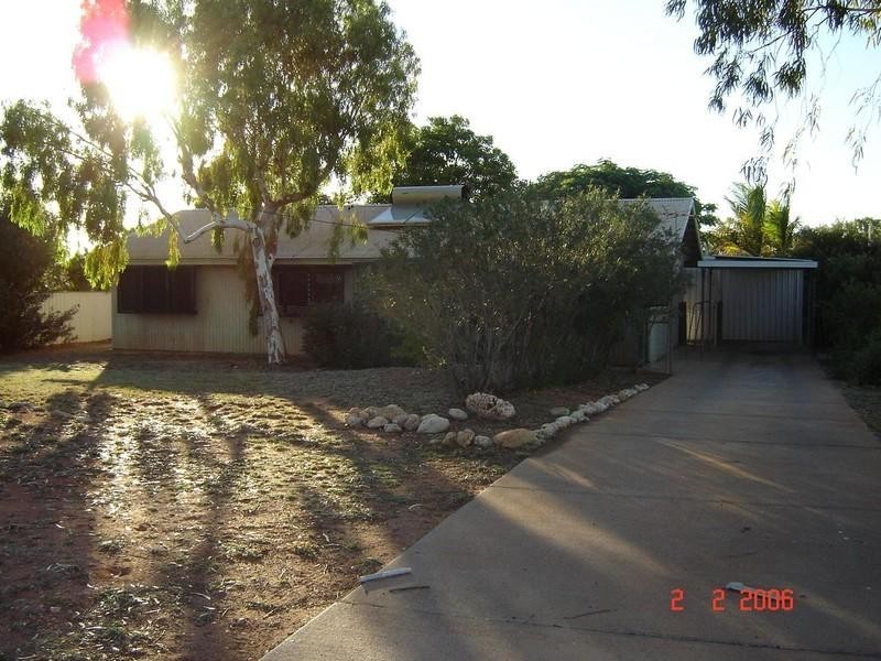 4 Fitzhardinge Street, Exmouth WA 6707