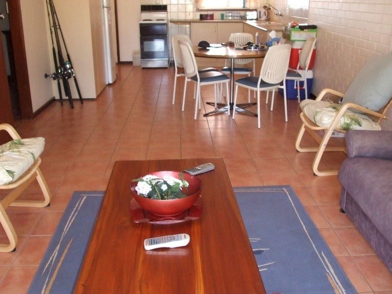 Unit 6 Ningaloo Apartments, Exmouth WA 6707