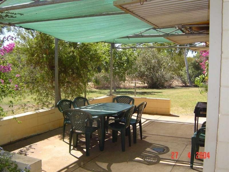 21 MAIDSTONE CRESCENT, Exmouth WA 6707