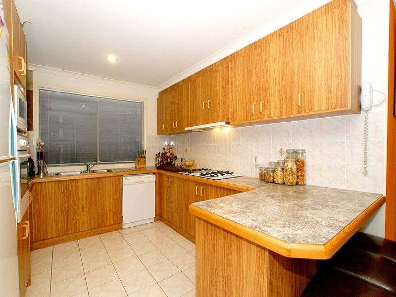 63 Orama Avenue, Carrum Downs VIC 3201