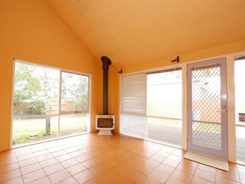 26 Whipbird Drive, Carrum Downs VIC 3201