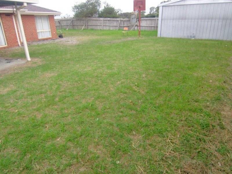 5 Turnstone Court, Carrum Downs VIC 3201