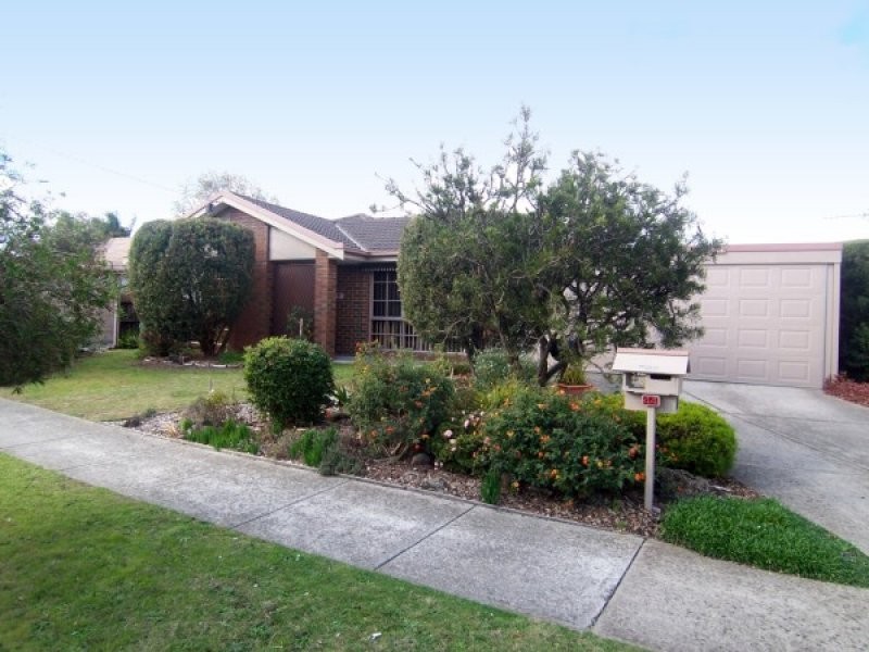 44 Pardalote Avenue, Carrum Downs VIC 3201
