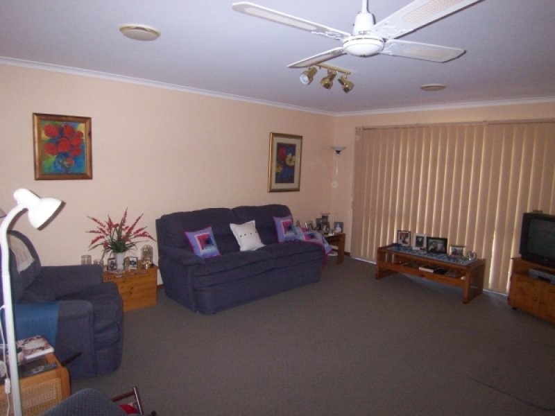 44 Pardalote Avenue, Carrum Downs VIC 3201