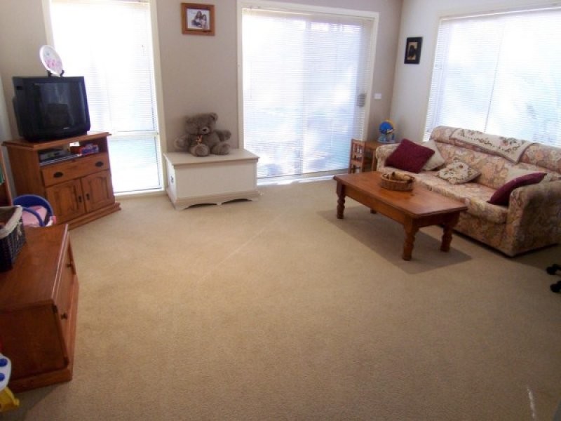 40 Veronica Drive, Skye VIC 3977