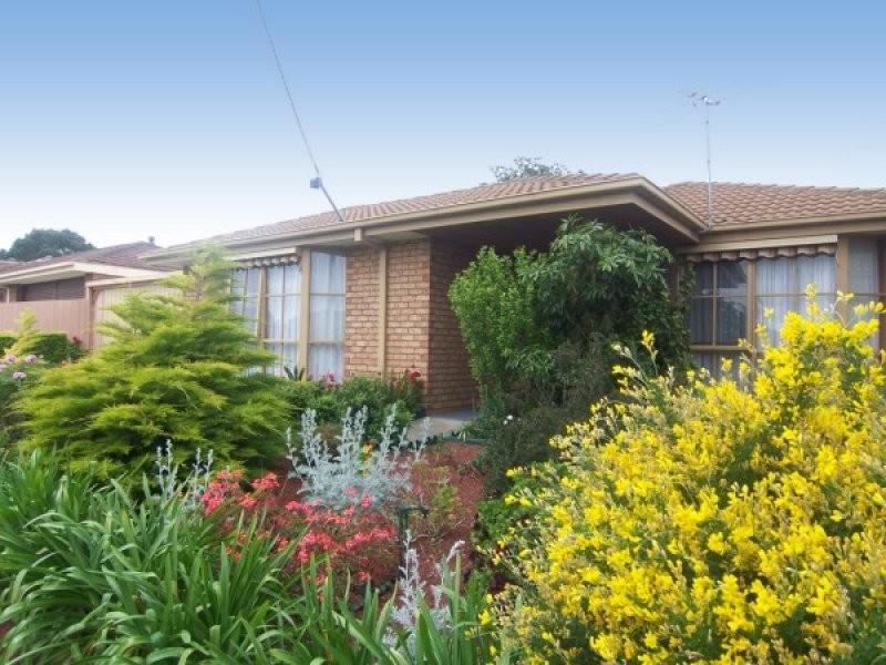 12 Pardalote Avenue, Carrum Downs VIC 3201