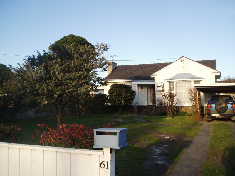 61 Dandenong Road East, Frankston VIC 3199