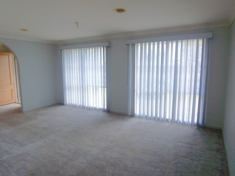 4 Ashlene Grove, Carrum Downs VIC 3201