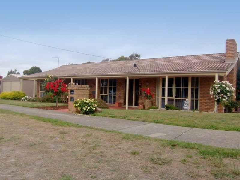 2 Monica Court, Pearcedale VIC 3912