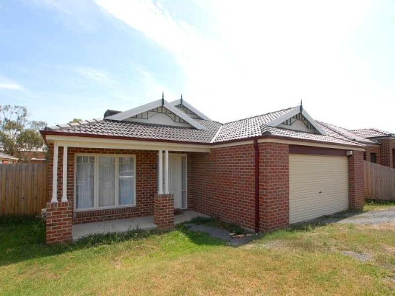 36 Veronica Drive, Skye VIC 3977