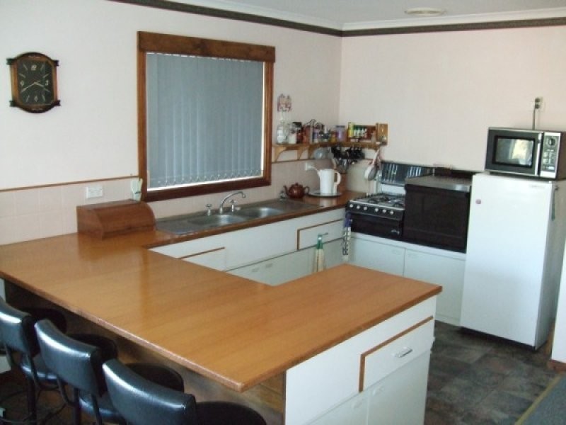 58 White Crescent, Loch Sport VIC 3851