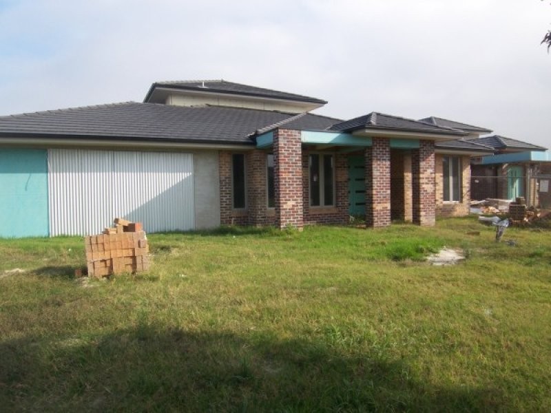 2 Melba Court, Skye VIC 3977