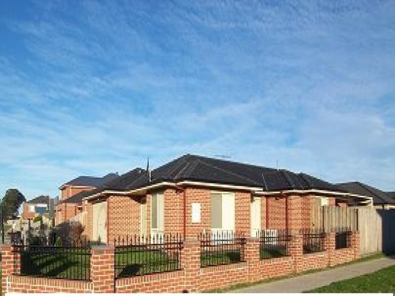 44 Chardonnay Drive, Skye VIC 3977