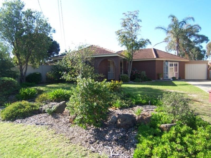 10 Falcon Court, Carrum Downs VIC 3201