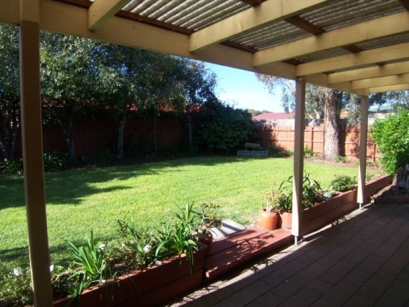 10 Falcon Court, Carrum Downs VIC 3201
